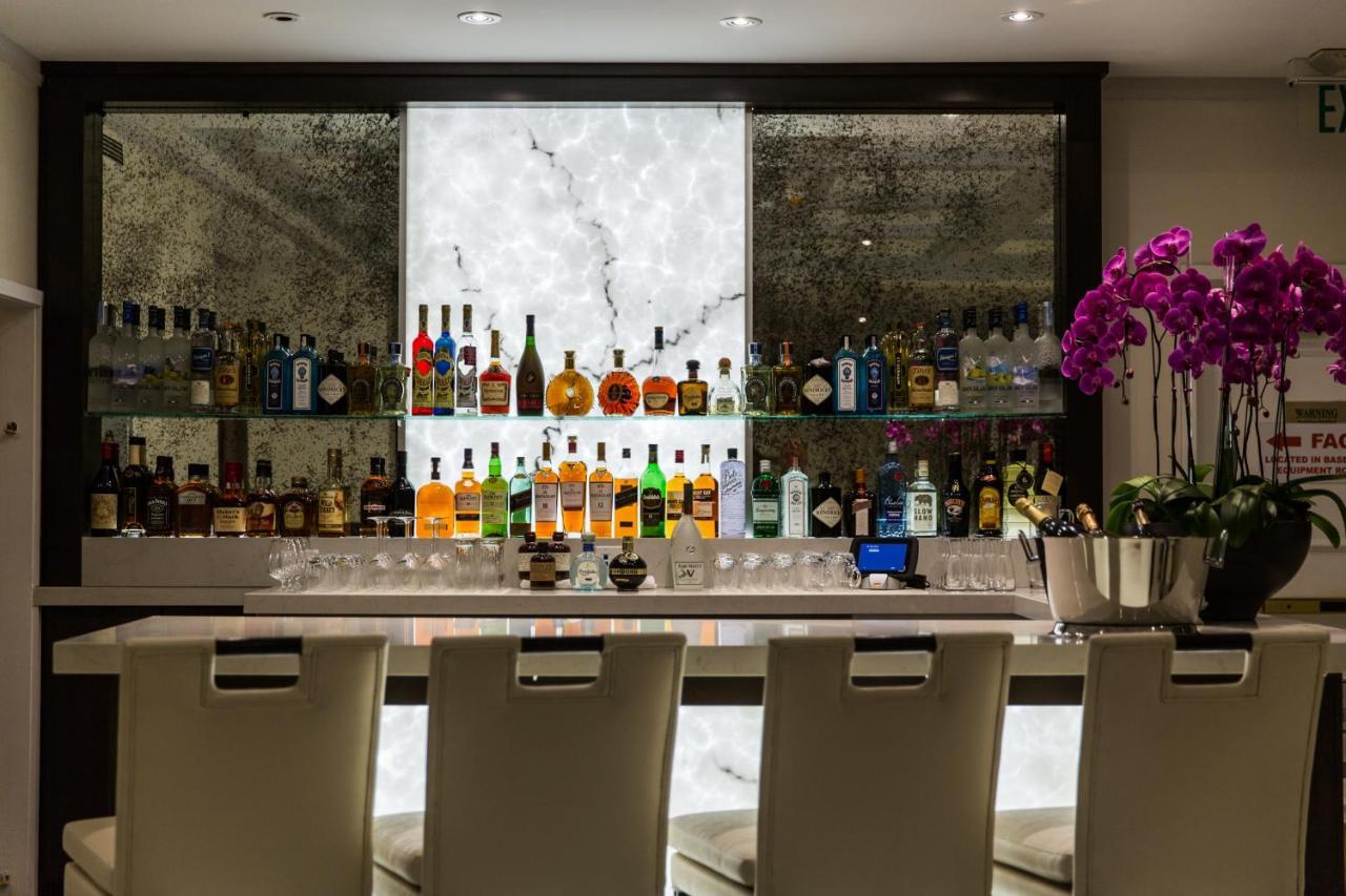 Mosaic Hotel Beverly Hills Los Angeles Exterior photo